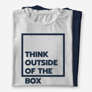 Majica z napisom Think outside of the box, ženska ali moška kratka majica s kvalitetnim potiskom.